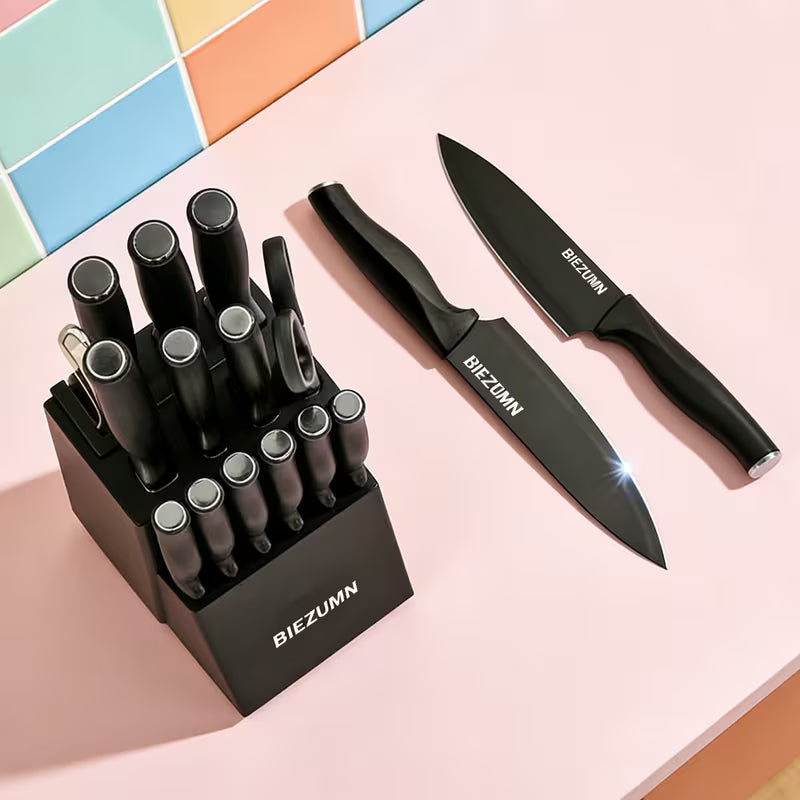 15-Piece Stainless Steel Kitchen Knife Set with Knife Block and Built-In Sharpener