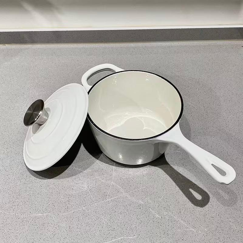 1.75 Qt Enamel Saucepan with Lid