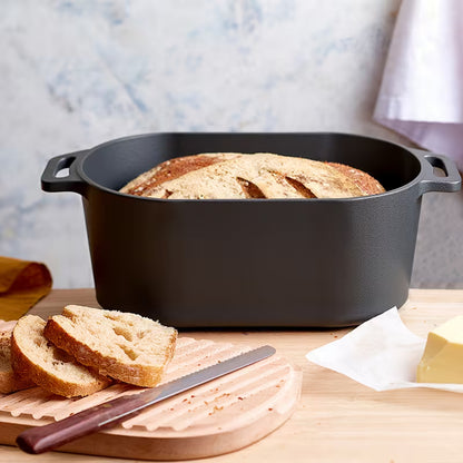 4.5 Qt Oval Dutch Oven with Lid and Heat-Resistant Oven Mitt, Pre-Seasoned Cast Iron Pot for Sourdough Bread Baking, Braising, Roasting & Stovetop Cooking